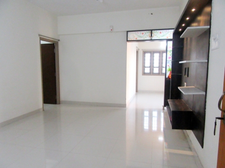 1964053286-0) Li id 393 - Hall.jpg